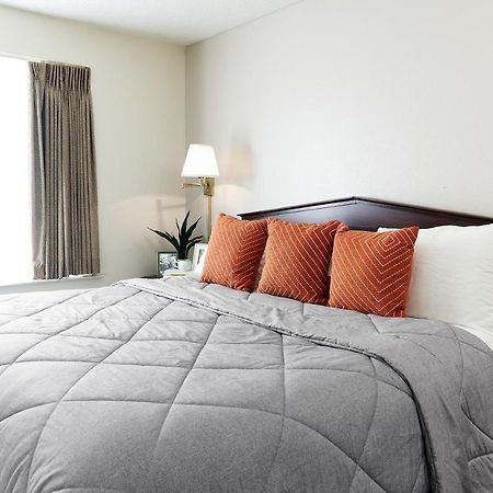 Intown Suites Extended Stay Houston Tx - Iah Airport Exterior foto